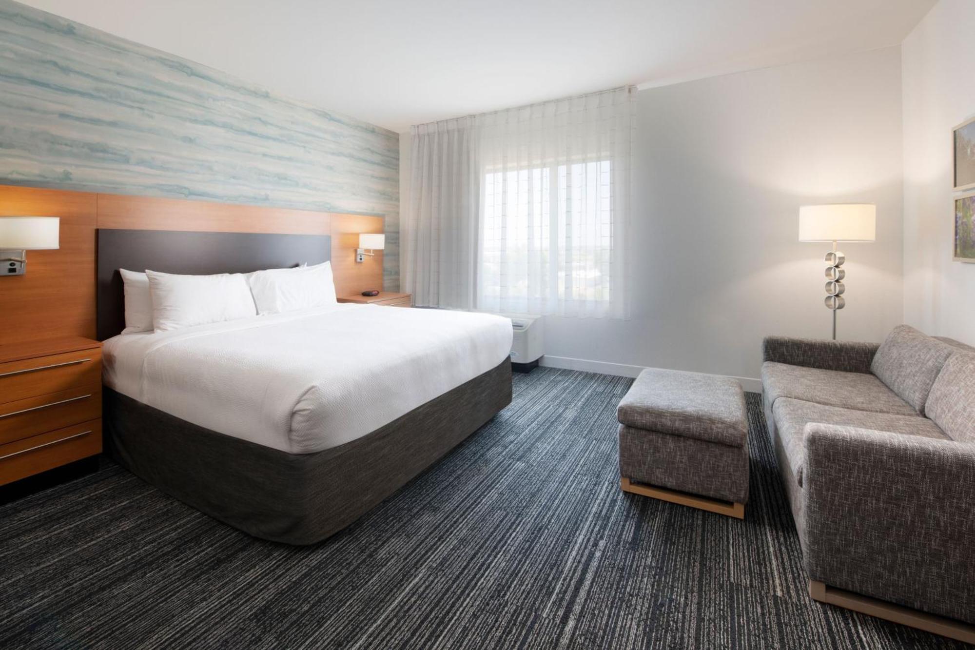 Towneplace Suites Oklahoma City Airport Exteriör bild