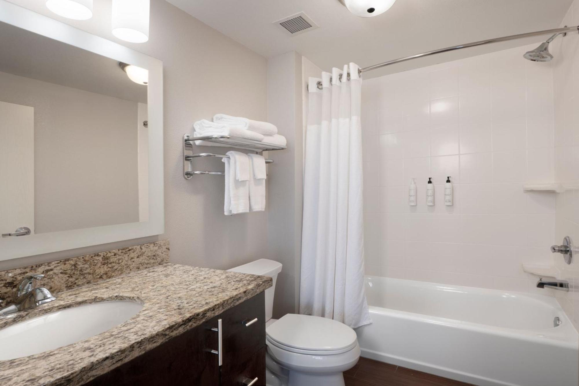 Towneplace Suites Oklahoma City Airport Exteriör bild