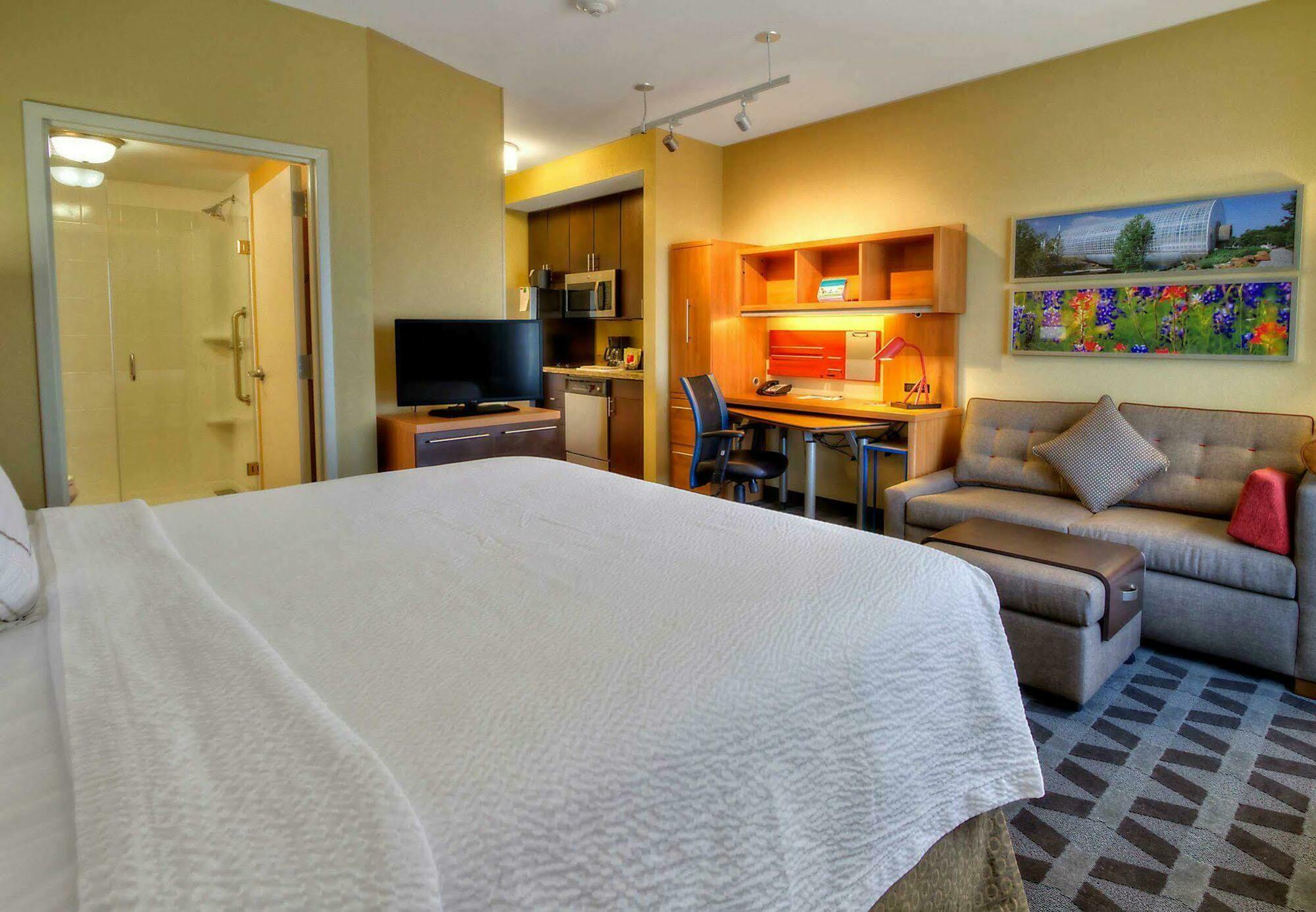 Towneplace Suites Oklahoma City Airport Exteriör bild